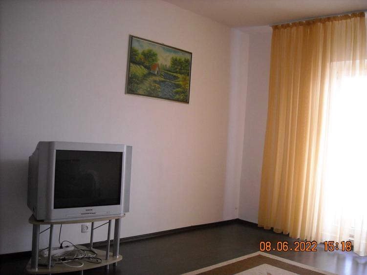 VAND apartament cu 2 camere - 14