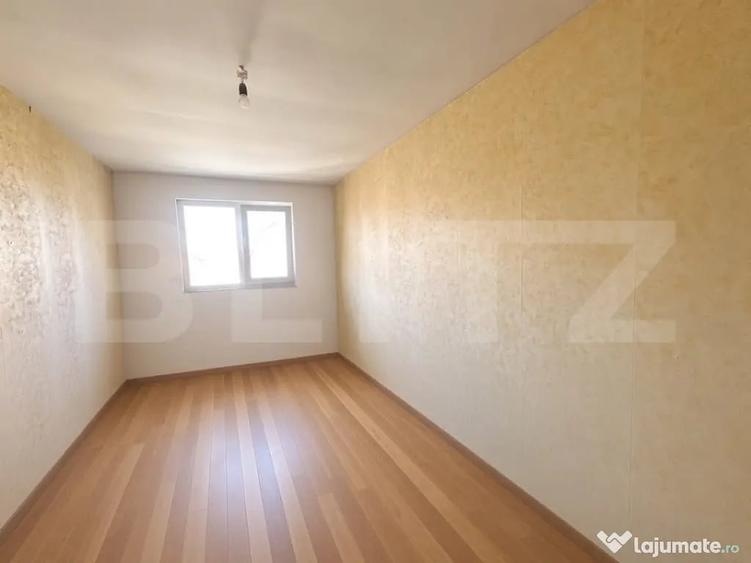 Casa cu 2 locuin?e ?i teren ~200 mp in Doroban?i M? - 4