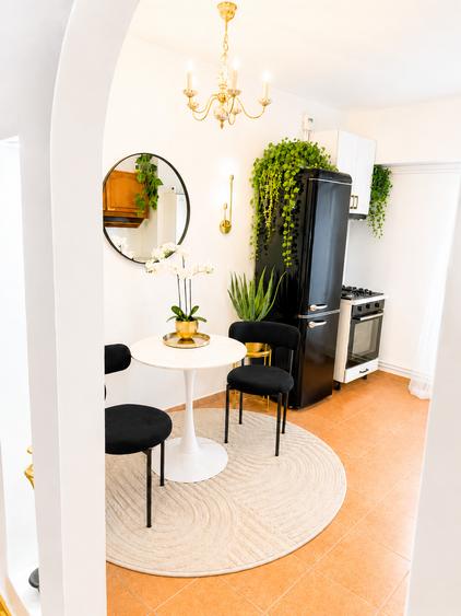 Apartament cu 2 camere decomandat în Capitol