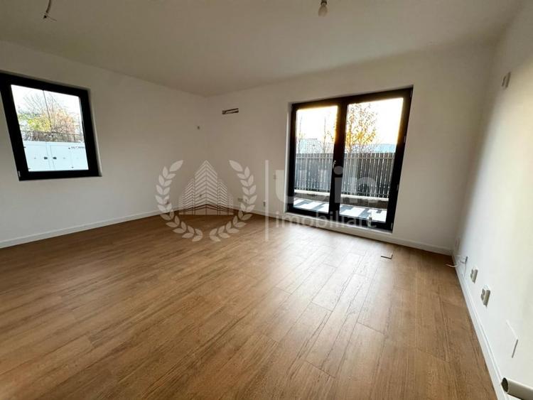 Apartament cu 2 camere semidecomandat în Între Lacuri