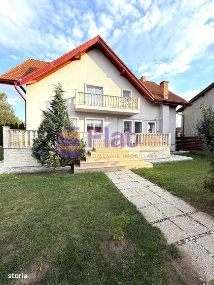Casă cu 4 camere cu Teren 1038 Mp în Sânpetru