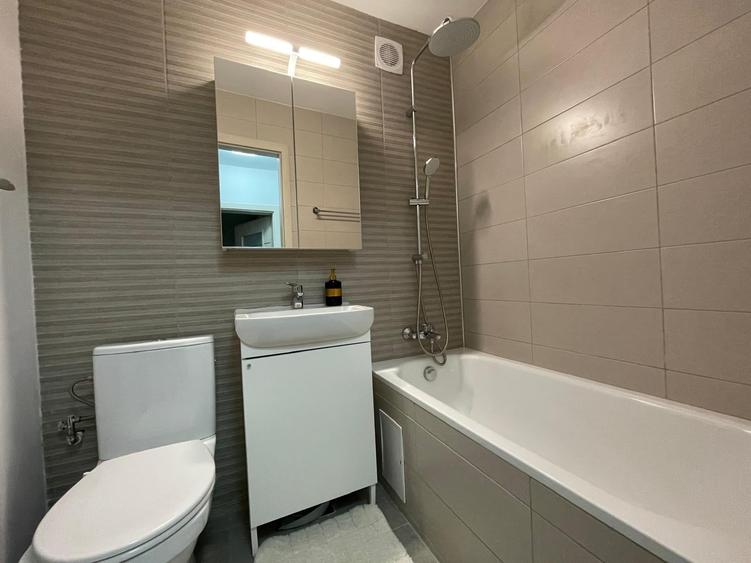 Apartament cu 3 camere decomandat în Brâncoveanu
