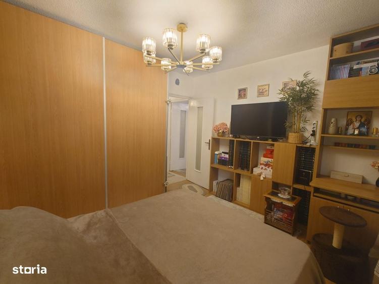 Apartament cu 2 camere decomandat în Drumul Taberei