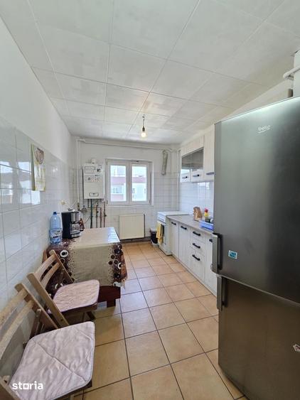 Apartament cu 2 camere decomandat, mobilat în Colentina