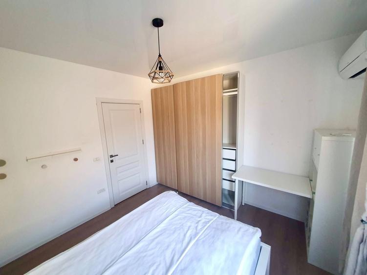 Duplex cu 4 camere cu Canalizare în Moșnița Nouă