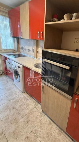 Apartament cu 3 camere decomandat în Podgoria