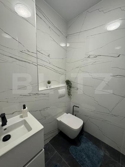Apartament cu 2 camere semidecomandat, mobilat în Florești