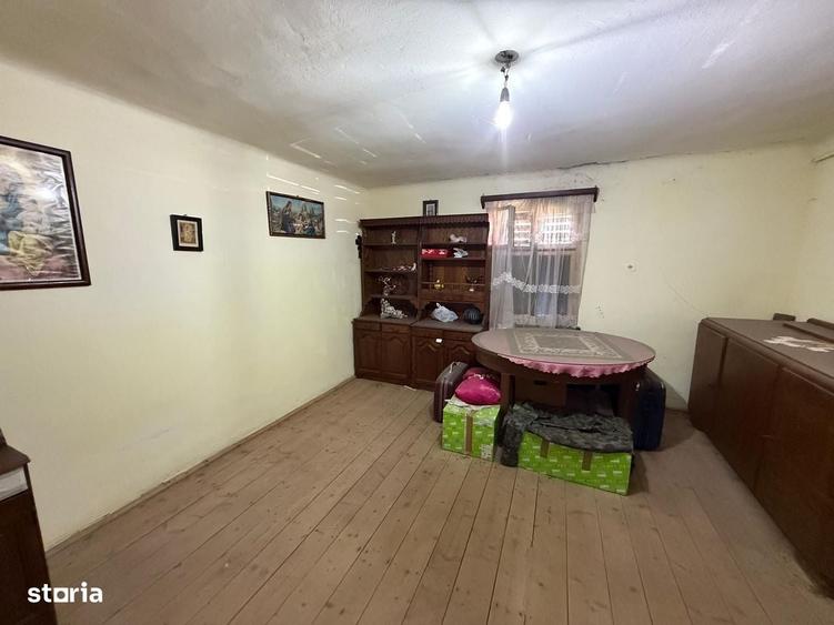 Casă cu 3 camere cu Teren 460 Mp în Slimnic