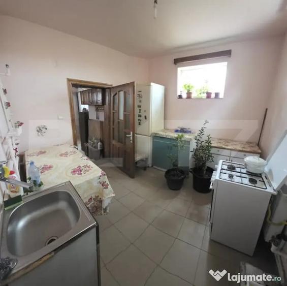 Casă cu 4 camere cu Teren 530 Mp în Central