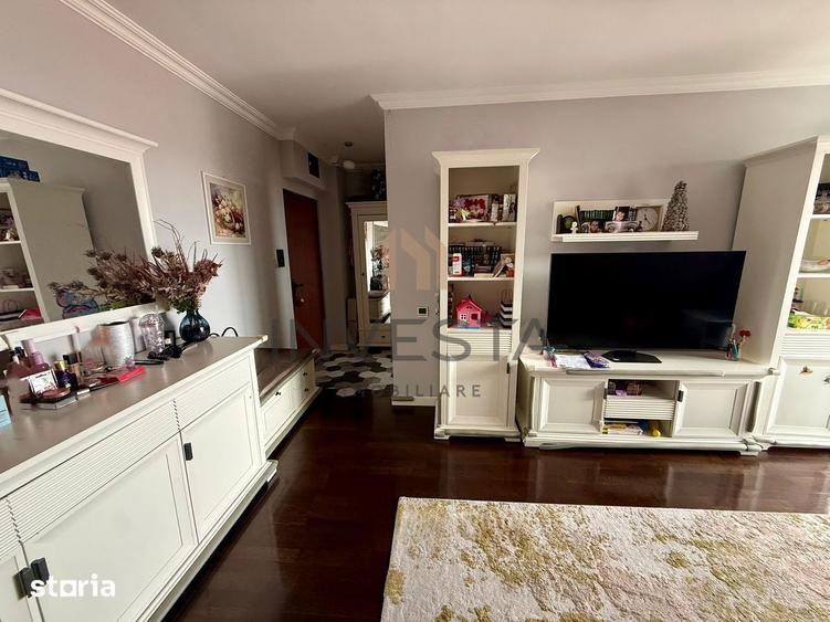 Apartament cu 2 camere semidecomandat, mobilat în Bună Ziua