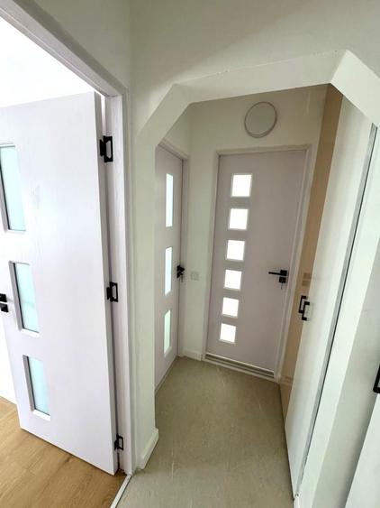 Apartament cu 3 camere decomandat în Decebal