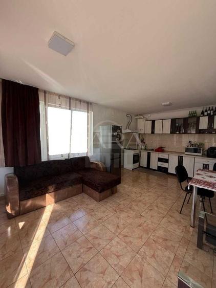 Apartament cu 3 camere semidecomandat, mobilat în Gheorgheni — fotografia 2
