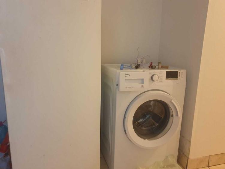 Apartament cu 2 camere semidecomandat în 1 Mai