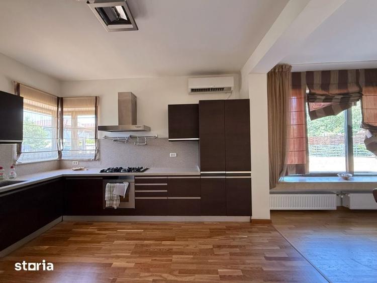 Casă cu 4 camere cu Teren 440 Mp în Est
