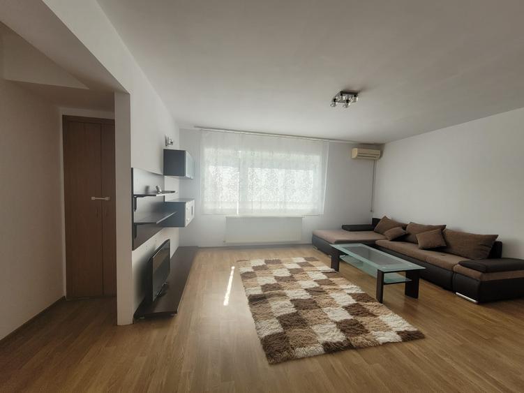 Apartament cu 2 camere semidecomandat în Băneasa