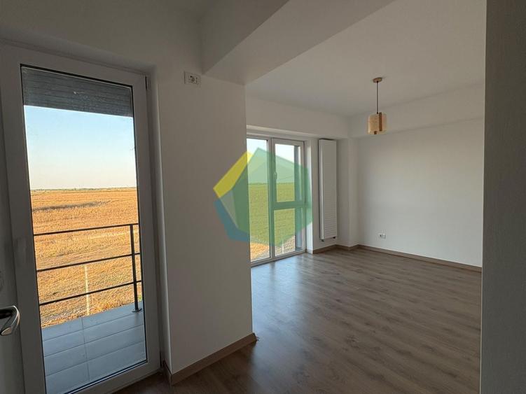 Duplex cu 3 camere cu Canalizare în Sud-Vest
