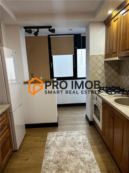 Apartament cu 2 camere decomandat, mobilat în Central