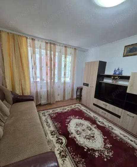 Apartament cu 2 camere semidecomandat, mobilat în Berceni