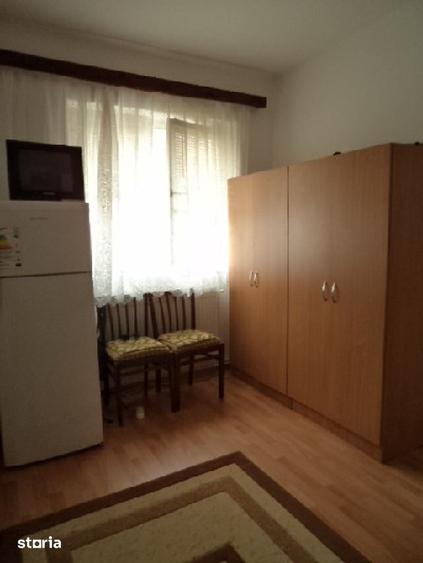 Apartament cu 2 camere nedecomandat în Central