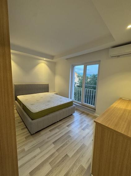 Casă cu 4 camere cu Teren 150 Mp în Tunari