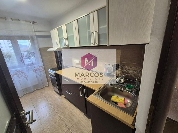 Apartament cu 2 camere decomandat, mobilat în Centrul Civic