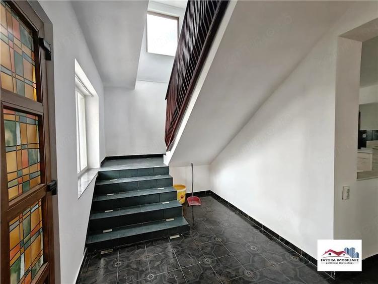 Casă cu 3 camere cu Teren 800 Mp în Central
