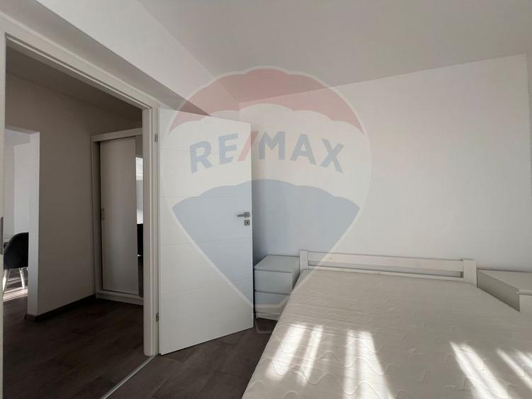 De închiriat apartament cu 2 camere în zona Nufarul - 18