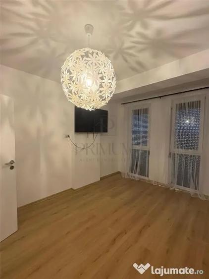Apartament cu 2 camere semidecomandat în Aradului