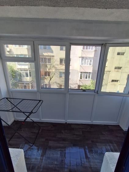 Garsonieră decomandată în Zahana