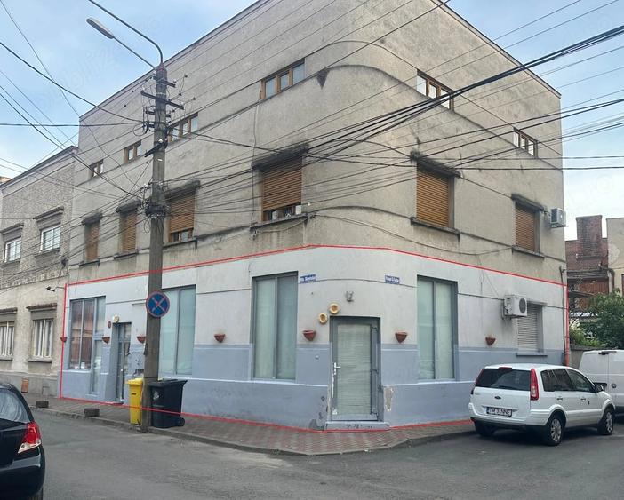 Casă cu 4 camere cu Teren 175 Mp în Ultracentral