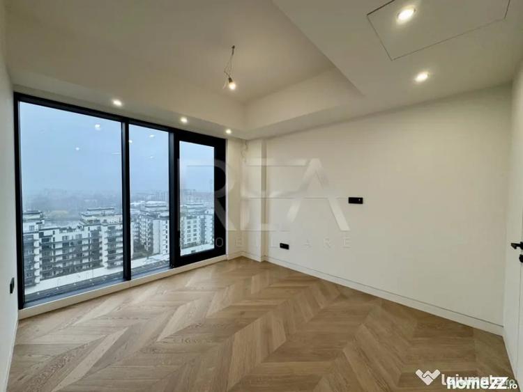 Apartament cu 3 camere semidecomandat în Aviației