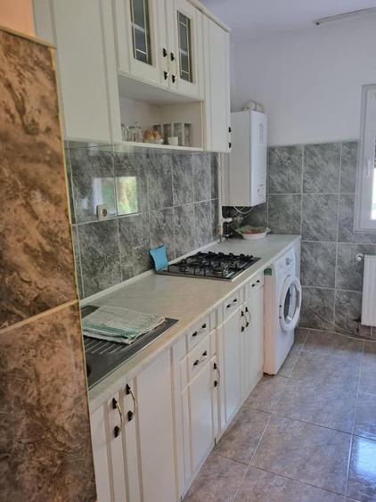 Apartament cu 2 camere decomandat în Astra