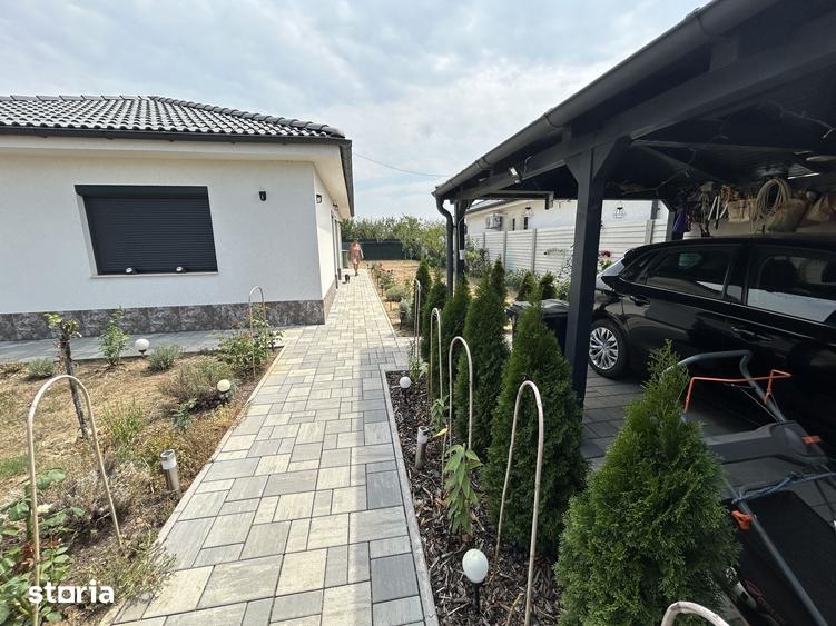 Casă cu 3 camere cu Teren 470 Mp în Vladimirescu
