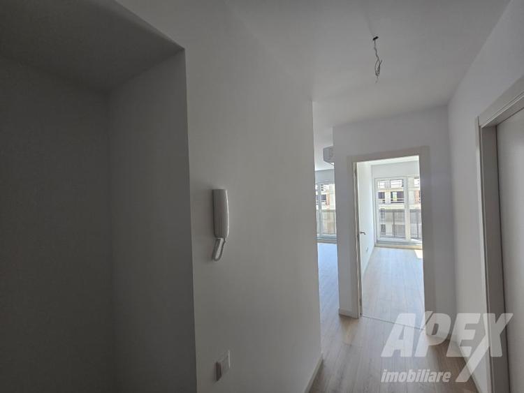 Apartament cu 2 camere decomandat în Drumul Taberei