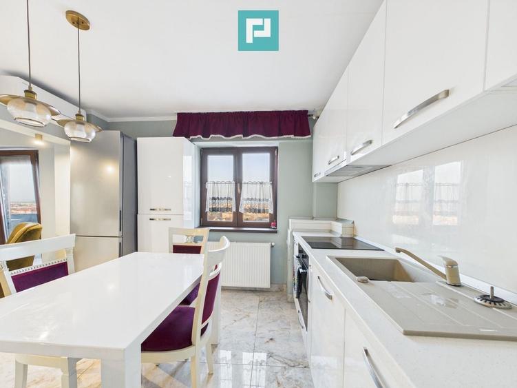 Apartament cu 3 camere semidecomandat în Intim