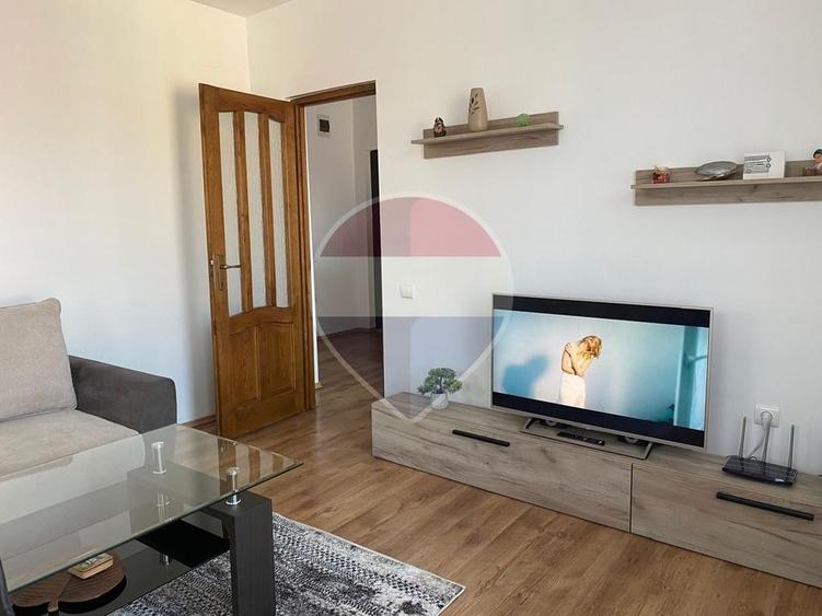 Apartament cu 2 camere decomandate, parcare inclusă, Str. Tineretului - 3