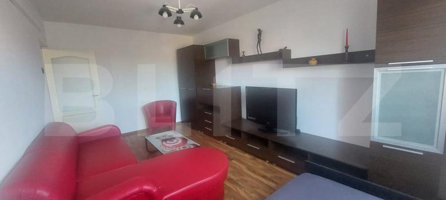Apartament cu 3 camere decomandat în Nufărul