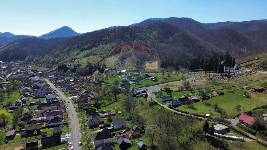 Teren Construcții intravilan de 1106 mp, în Firiza