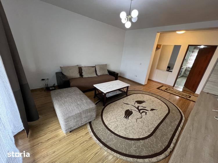 Apartament cu 3 camere decomandat în Șelimbăr — fotografia 1