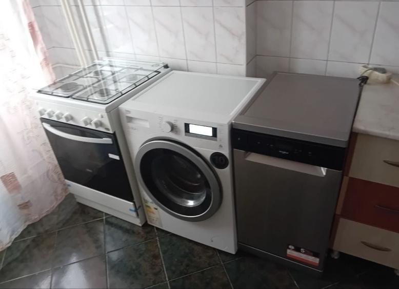 Apartament cu 2 camere decomandat în Sebastian