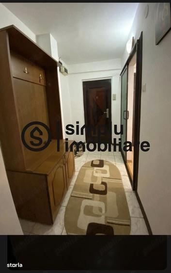 Apartament cu 2 camere decomandat în Rovine