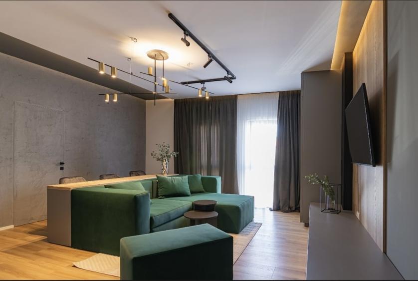 Apartament cu 2 camere semidecomandat, mobilat în Central