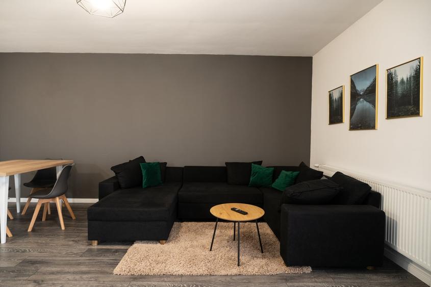Casă individuală cu 3 camere semidecomandat cu Teren 1000 Mp în Iris
