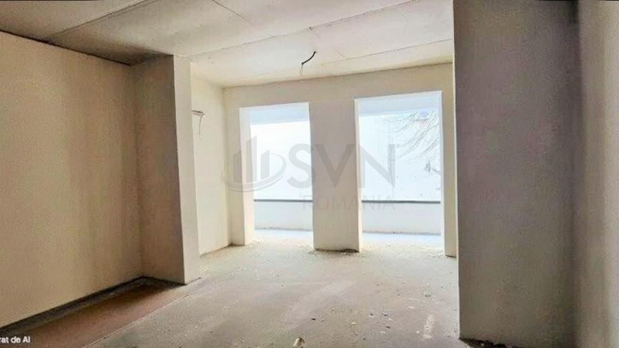 Apartament cu 4 camere semidecomandat în Mihai Bravu