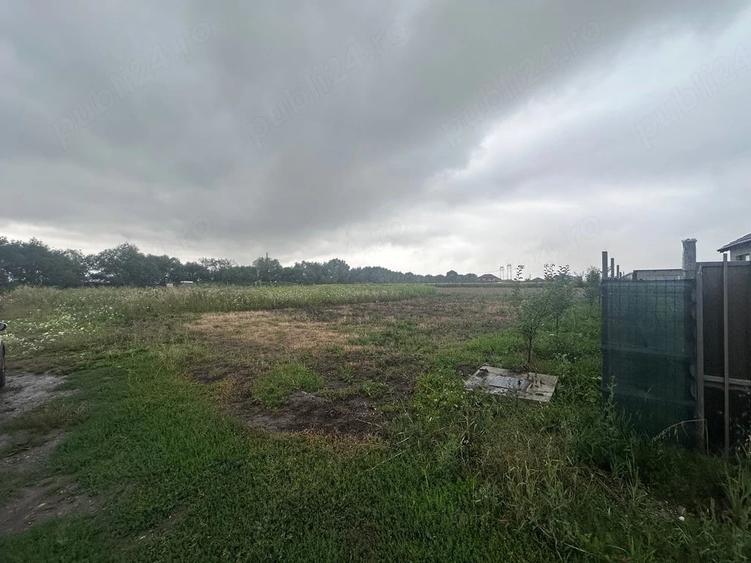 Teren de 650 mp, în Central