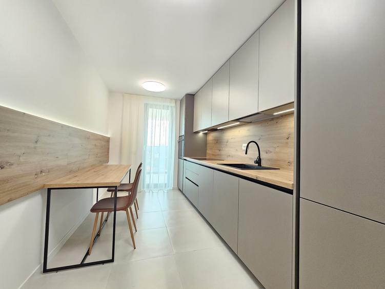 Apartament cu 2 camere semidecomandat, mobilat în Aviației