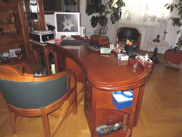 Casă cu 5 camere cu Teren 500 Mp în Mihai Bravu
