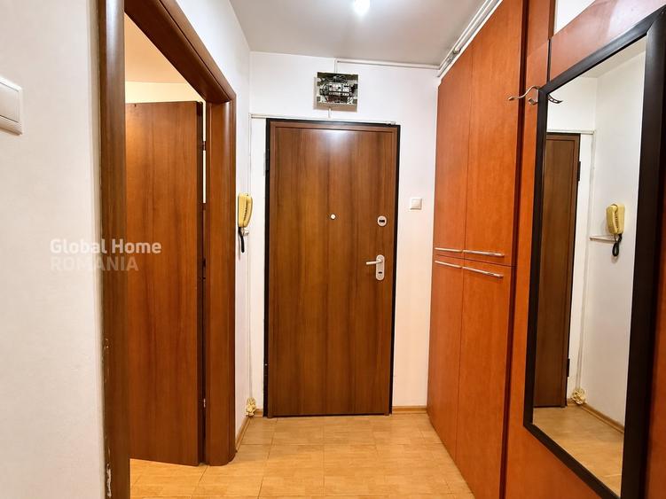 Apartament cu 3 camere semidecomandat, mobilat în Unirii