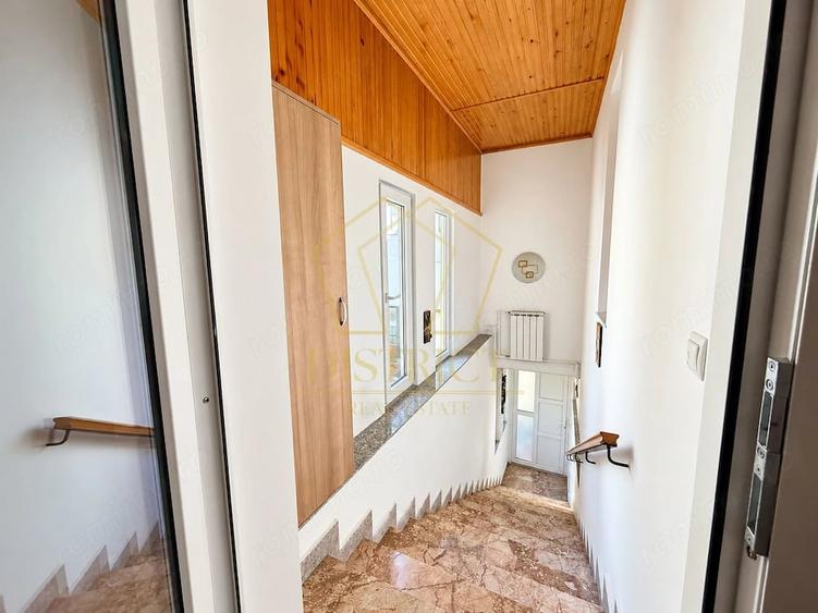 Casă cu 3 camere cu Teren 100 Mp în Lipovei