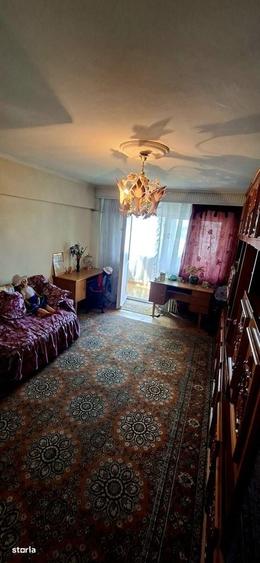 Apartament cu 2 camere decomandat în Eremia